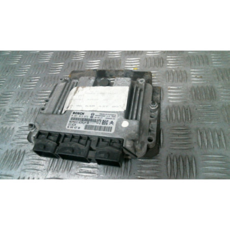 Calculateur moteur PEUGEOT 308 1 Photo n°1