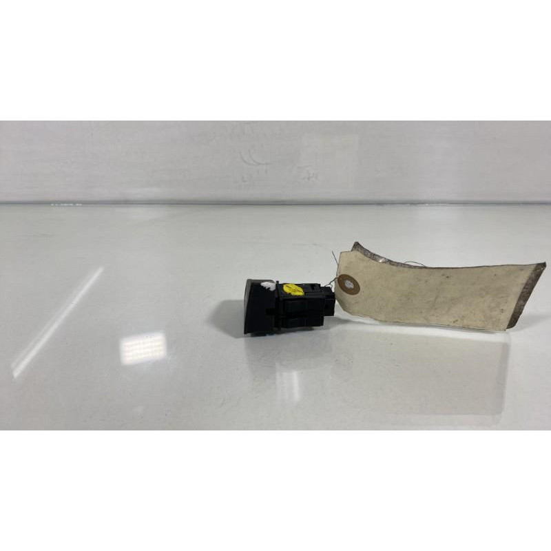 Bouton de warning CITROEN C5 2 Photo n°2