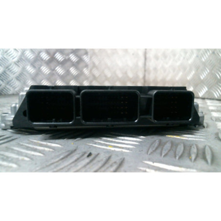 Calculateur moteur CITROEN C5 2 Photo n°1