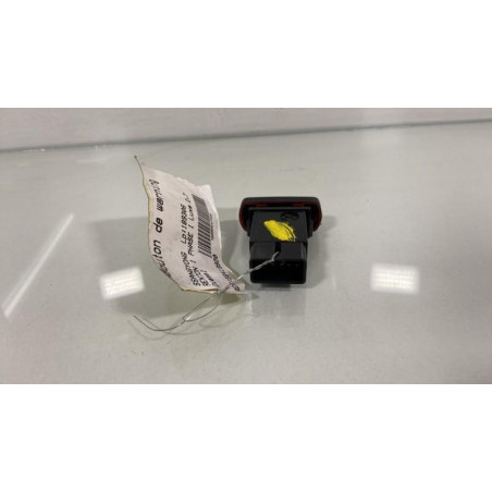 Bouton de warning SSANGYONG REXTON 1