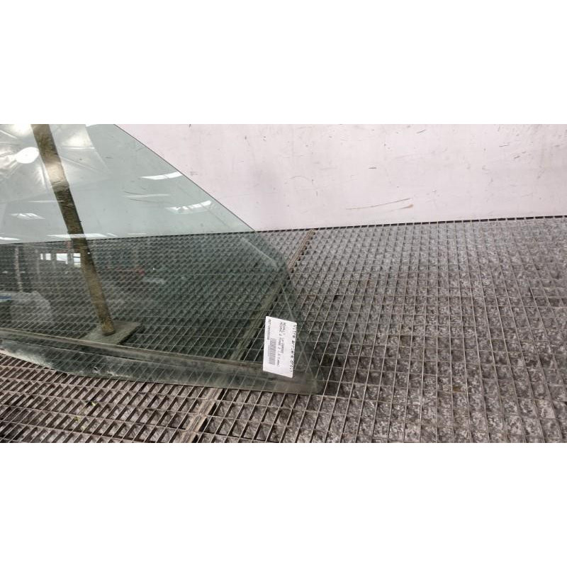 Vitre arriere droit RENAULT MEGANE 2 Photo n°2