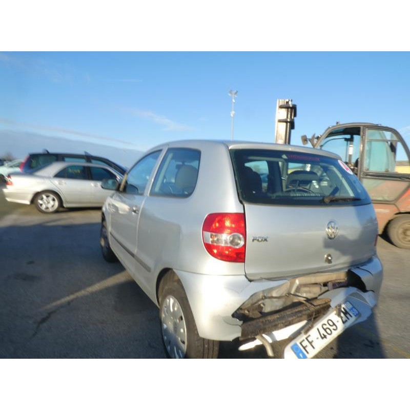 Feu arriere principal gauche (feux) VOLKSWAGEN FOX Photo n°5