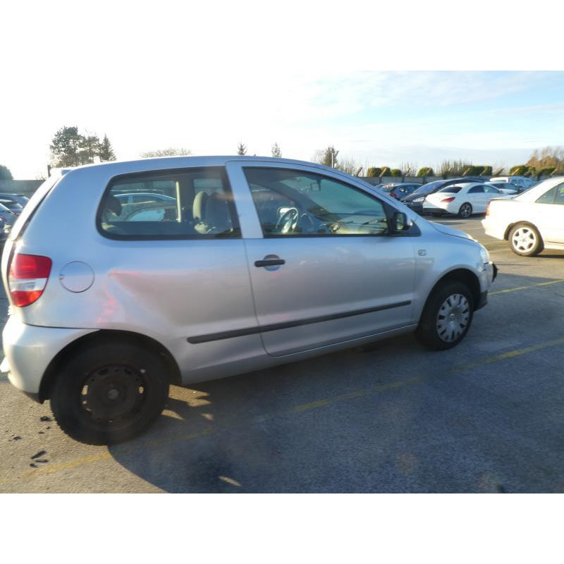 Moteur essuie glace arriere VOLKSWAGEN FOX Photo n°10