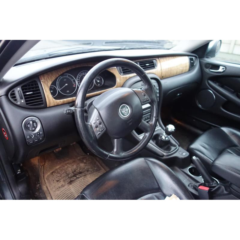 Vitre avant gauche JAGUAR X-TYPE Photo n°10