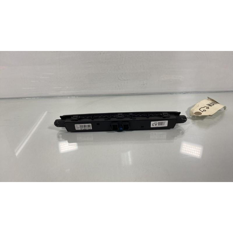 Bouton de warning JAGUAR S-TYPE Photo n°1
