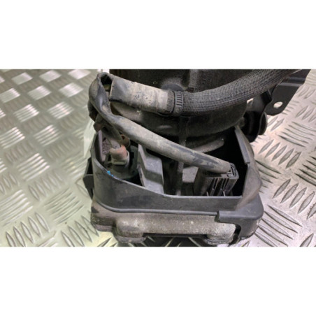 Pompe de direction CITROEN C4 PICASSO 1 Photo n°1