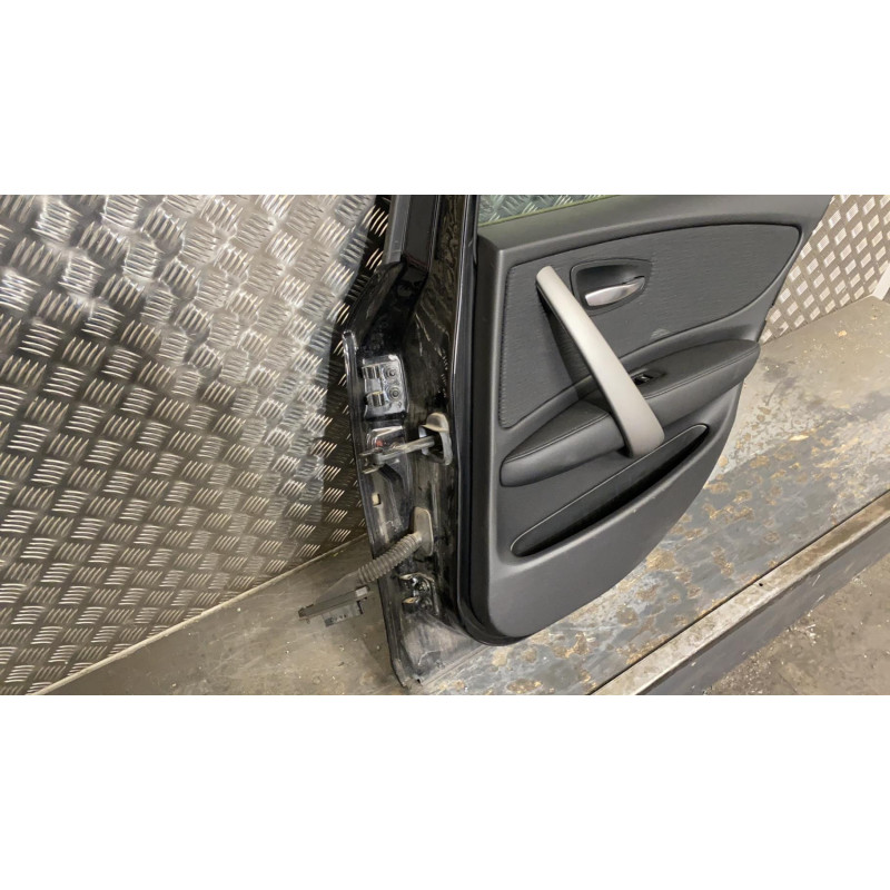 Porte arriere droit BMW SERIE 1 E87 Photo n°3