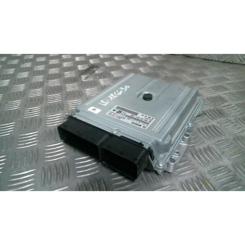 Calculateur moteur CITROEN C6 Photo n°3