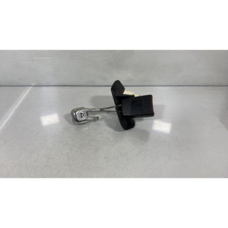 Attache ceinture arriere droit SEAT EXEO Photo n°1