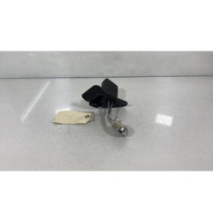 Attache ceinture arriere droit SEAT EXEO