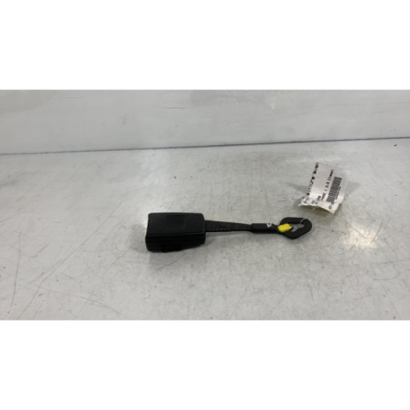 Attache ceinture avant droit AUDI A4 2