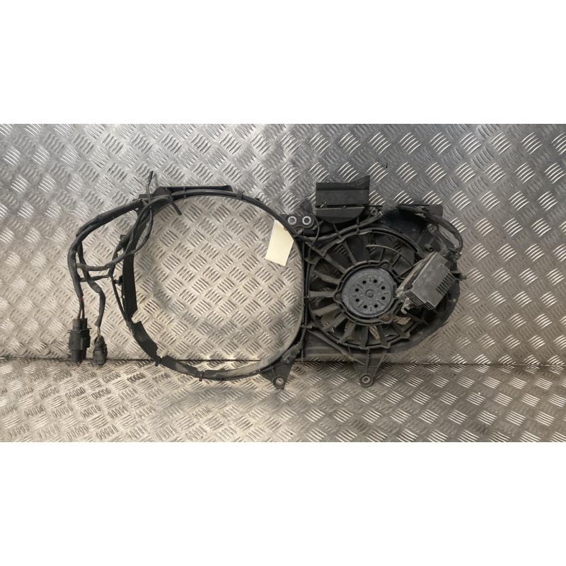 Moto ventilateur radiateur AUDI A4 2 Photo n°1