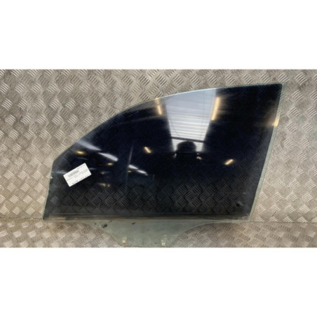 Vitre avant gauche SSANGYONG REXTON Photo n°1