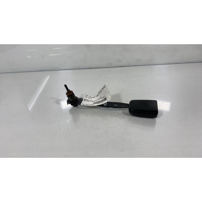 Attache ceinture avant droit SSANGYONG REXTON Photo n°1
