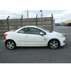 Calculateur moteur PEUGEOT 207
