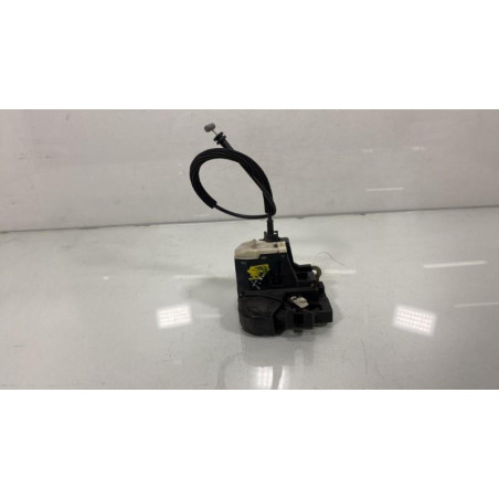 Serrure avant droit RENAULT CLIO 2