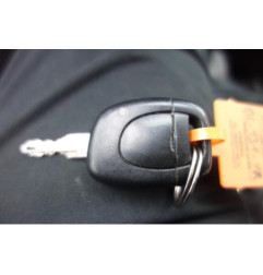 Serrure avant droit RENAULT CLIO 2