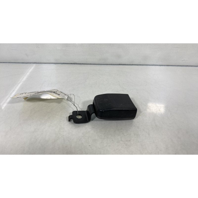 Attache ceinture avant droit FORD KA 1 Photo n°2