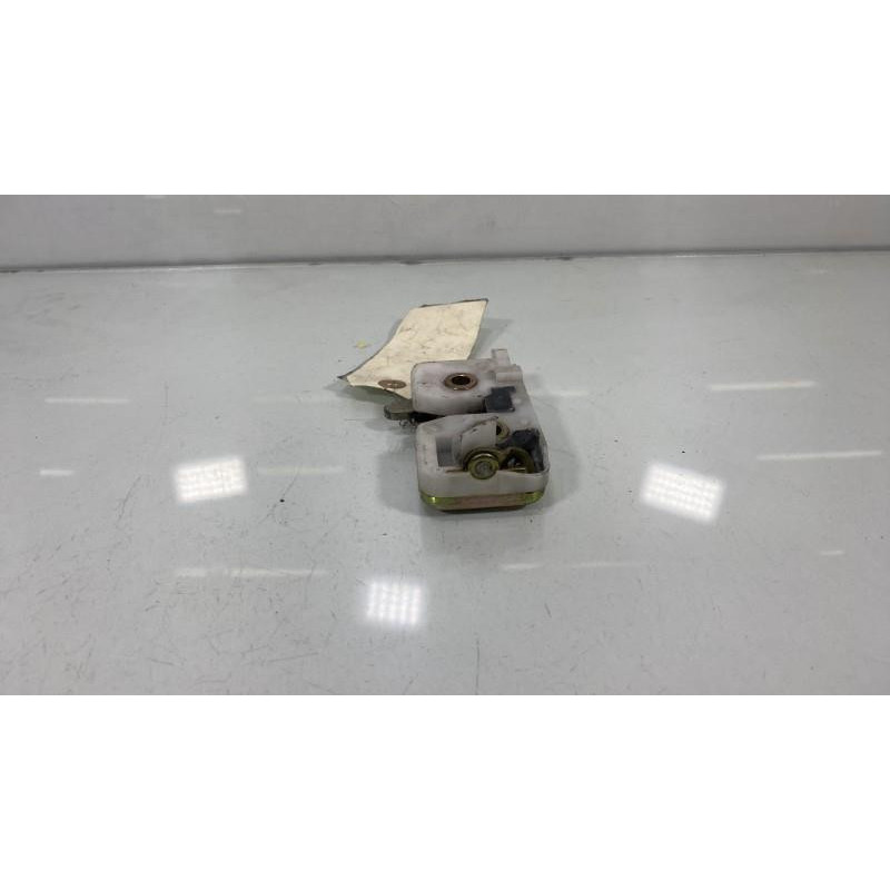 Serrure de coffre FORD KA 1 Photo n°3