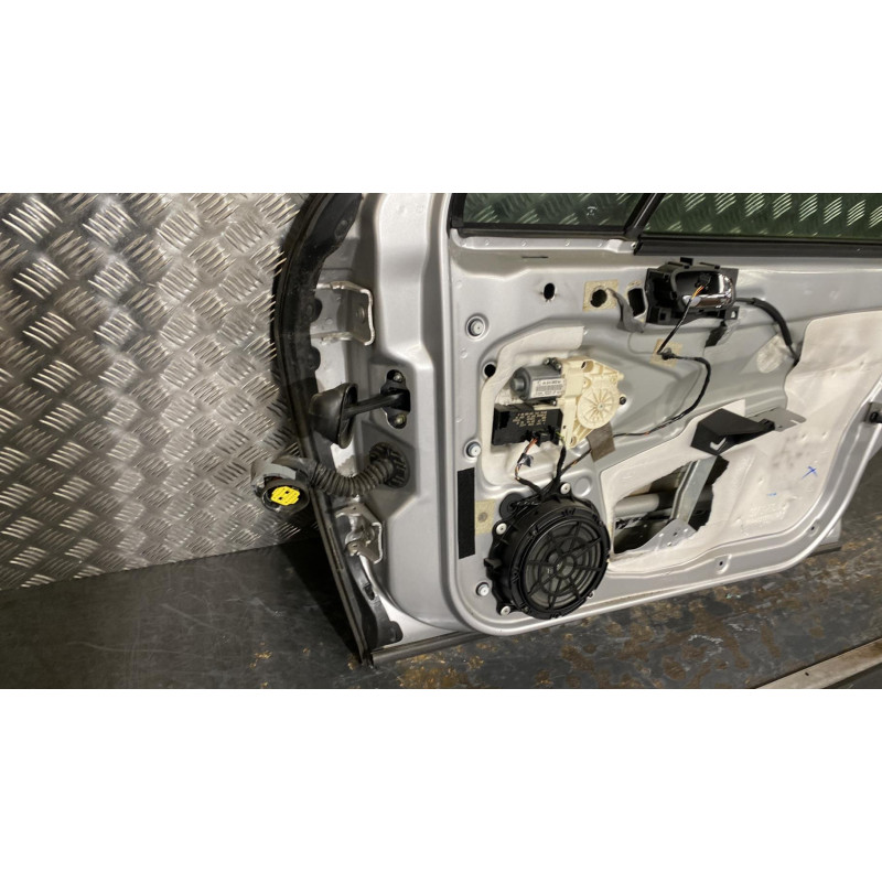 Porte avant droit PEUGEOT 407 Photo n°1