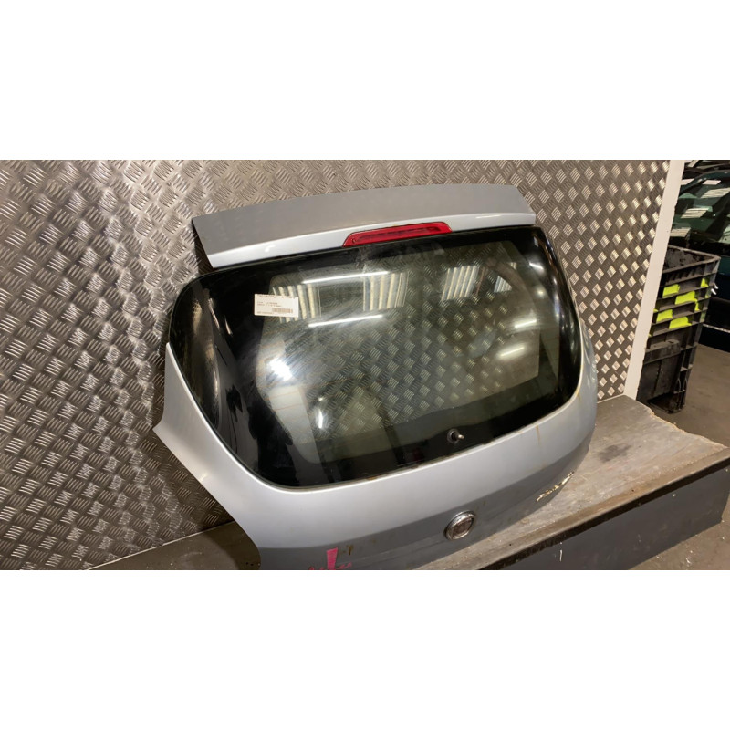 Malle/Hayon arriere FIAT BRAVO 2 Photo n°3