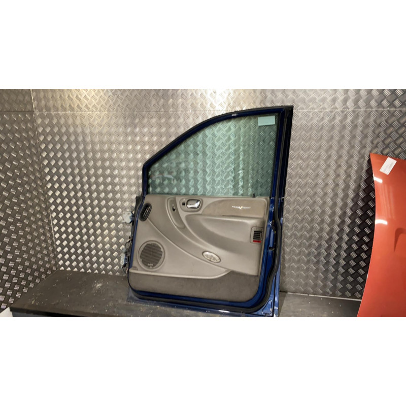 Porte avant droit CHRYSLER GRAND VOYAGER 4 Photo n°3
