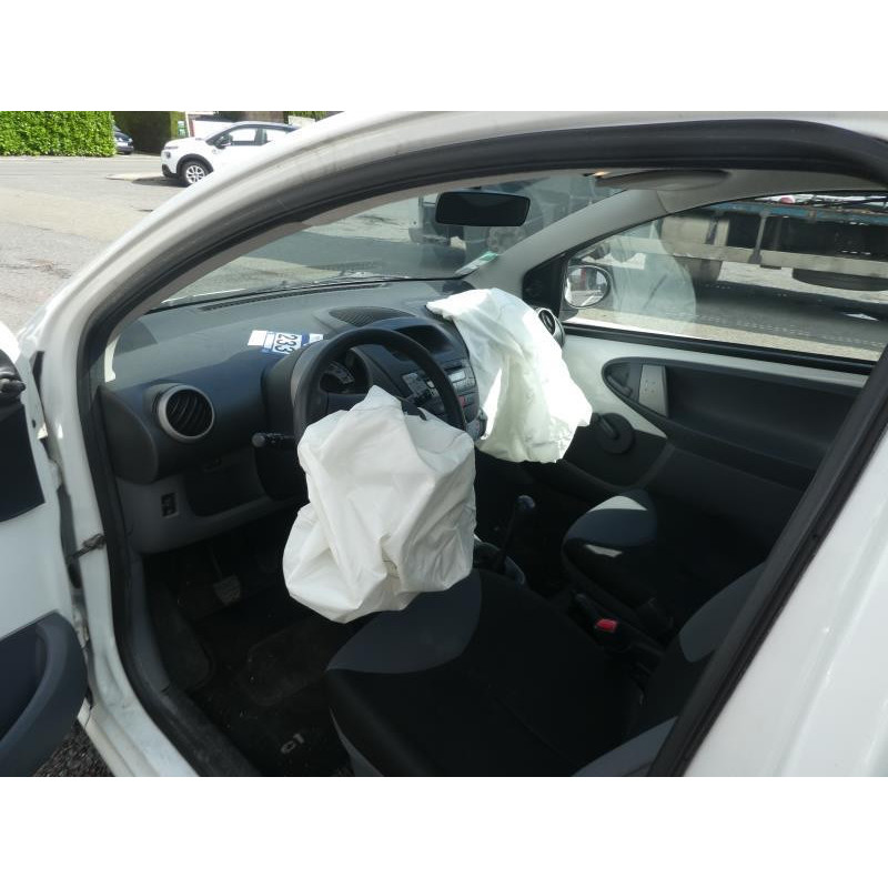 Bloc ABS (freins anti-blocage) CITROEN C1 1 Photo n°14