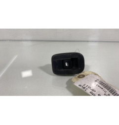 Interrupteur de leve vitre arriere droit PEUGEOT 208 1