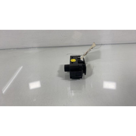 Bouton de warning RENAULT TRAFIC 3 COURT Photo n°1