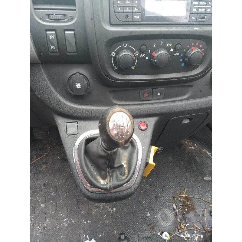 Bouton de warning RENAULT TRAFIC 3 COURT Photo n°4