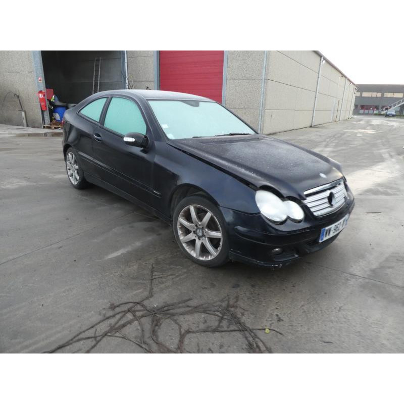 Porte avant droit MERCEDES CLASSE C 203 COUPE SPORT Photo n°16
