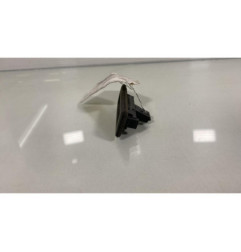 Bouton de coffre SKODA FABIA 2