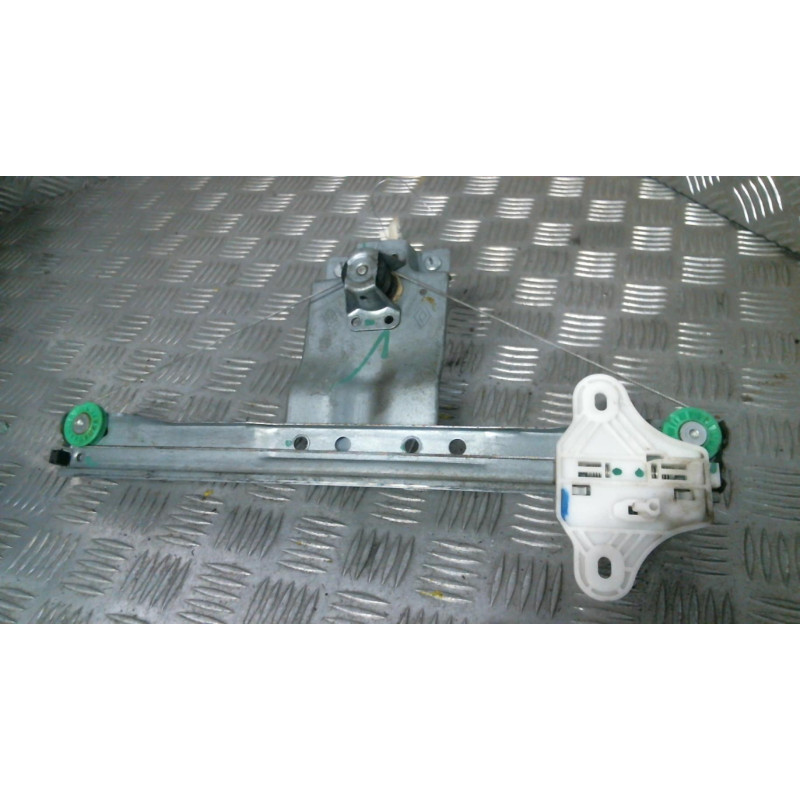 Leve vitre electrique arriere droit RENAULT CLIO 4 Photo n°2