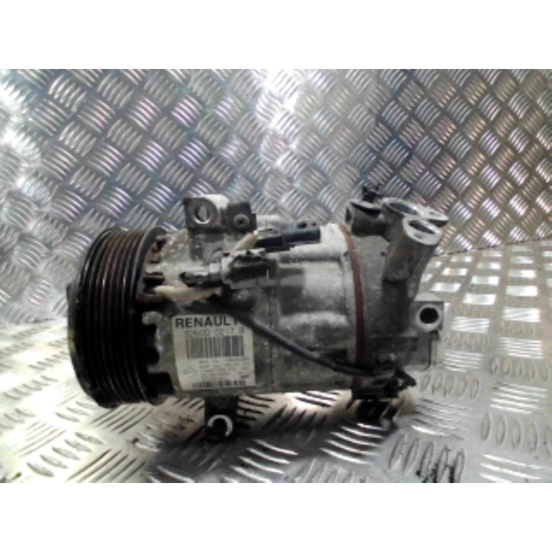 Compresseur clim RENAULT CLIO 4 Photo n°1