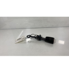 Attache ceinture avant droit VOLKSWAGEN JETTA 4