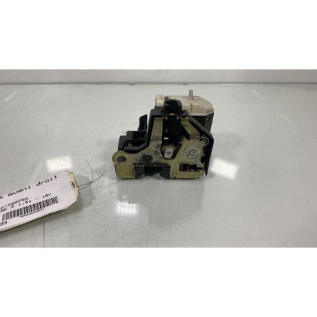 Serrure avant droit RENAULT CLIO 2 Photo n°1