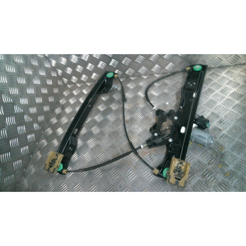 Leve vitre electrique avant gauche FORD FOCUS 3 Photo n°2