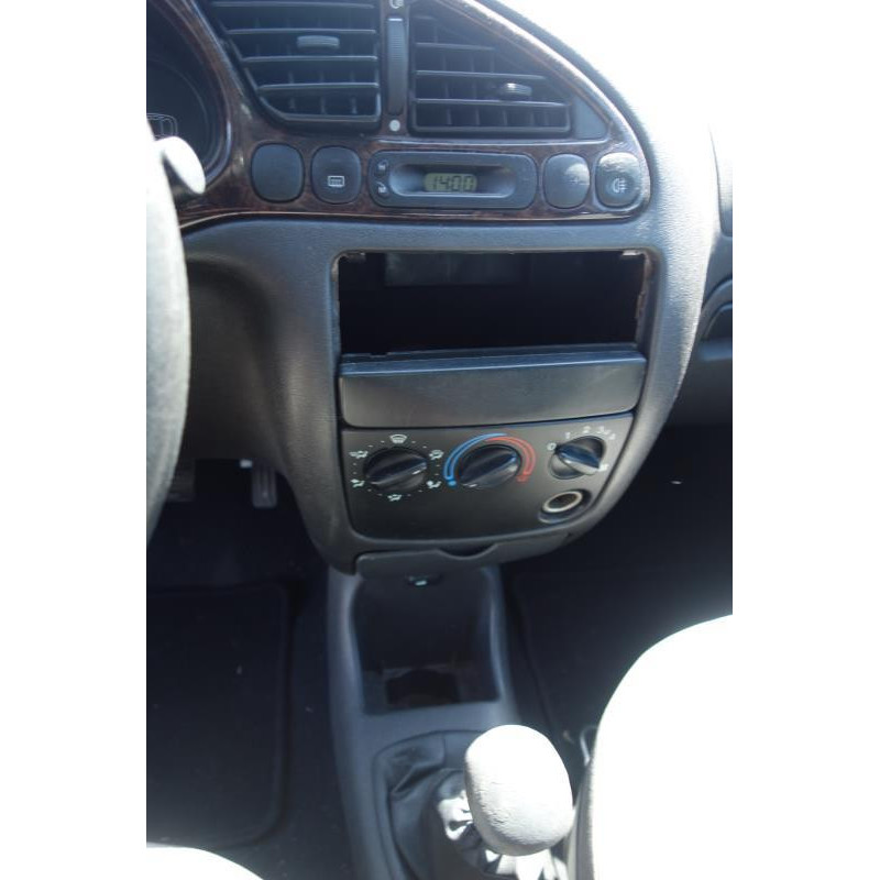 Feu arriere principal gauche (feux) FORD FIESTA 4 Photo n°6