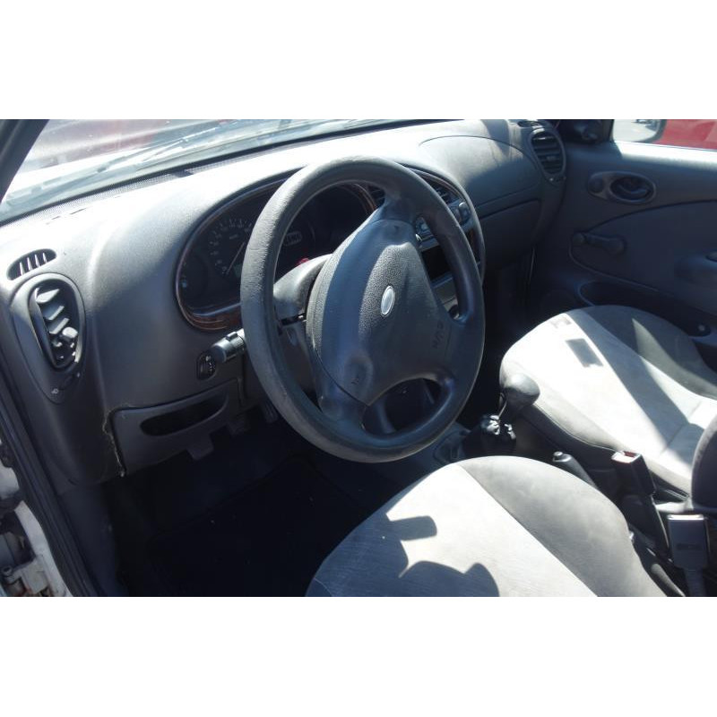 Feu arriere principal gauche (feux) FORD FIESTA 4 Photo n°7