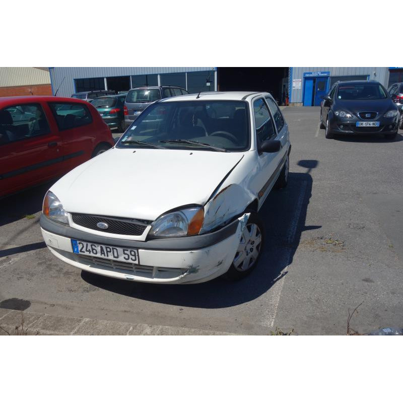 Feu arriere principal gauche (feux) FORD FIESTA 4 Photo n°8