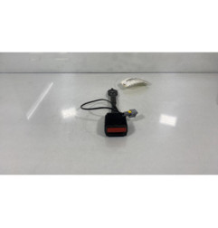 Attache ceinture avant droit PEUGEOT 2008 1 Photo n°1