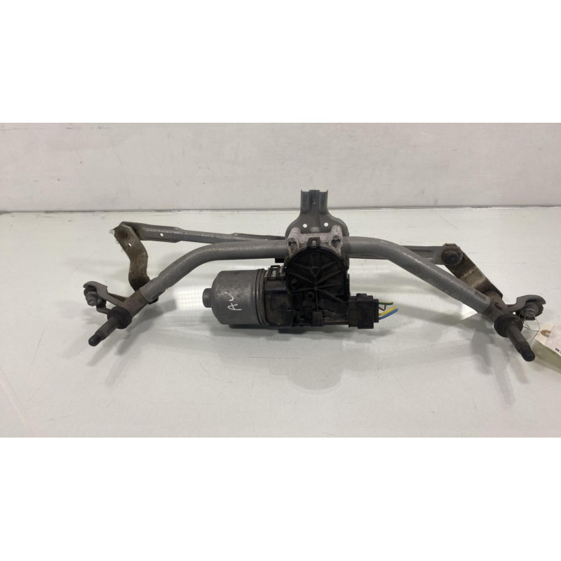 Moteur essuie glace avant PEUGEOT 2008 1 Photo n°1
