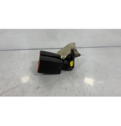 Attache ceinture arriere droit FORD MONDEO 3