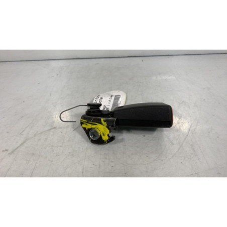 Attache ceinture arriere gauche FORD MONDEO 3
