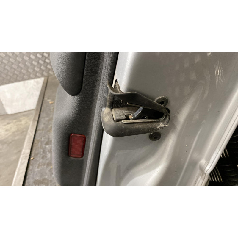 Porte avant droit AUDI A3 1 Photo n°4