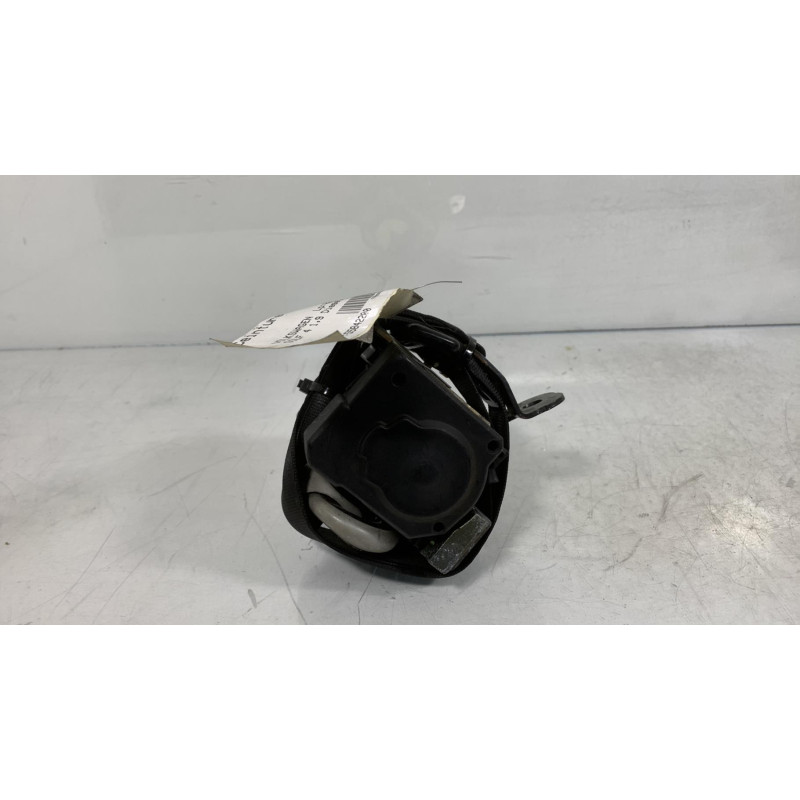 Pretensionneur de ceinture avant gauche VOLKSWAGEN GOLF 4 Photo n°2