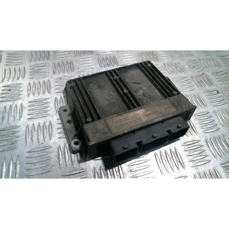Calculateur moteur PEUGEOT 206 Photo n°3
