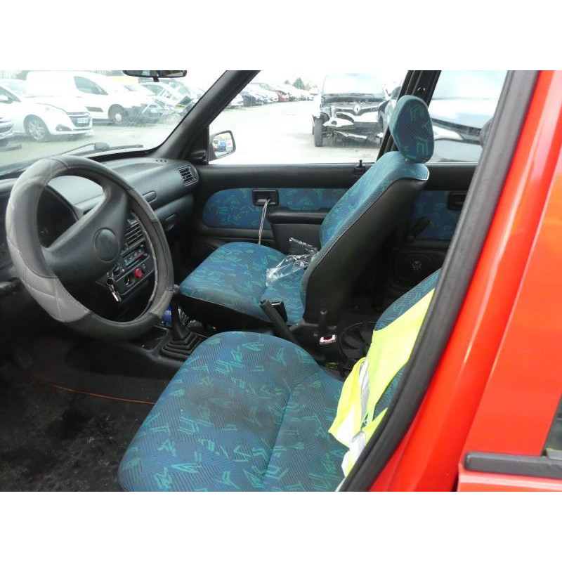 Porte avant droit PEUGEOT 106 Photo n°8