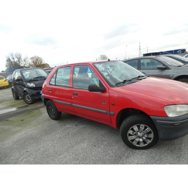 Porte avant droit PEUGEOT 106 Photo n°9