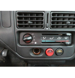 Porte avant droit PEUGEOT 106